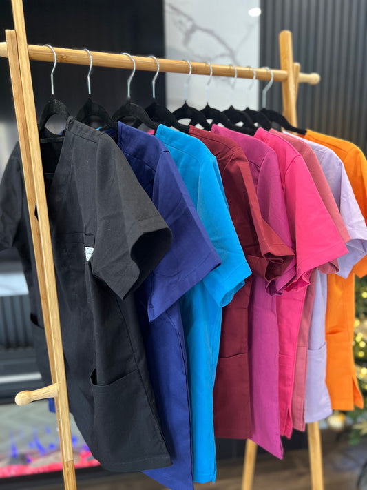 How to Choose the Right Scrubs for Long Shifts